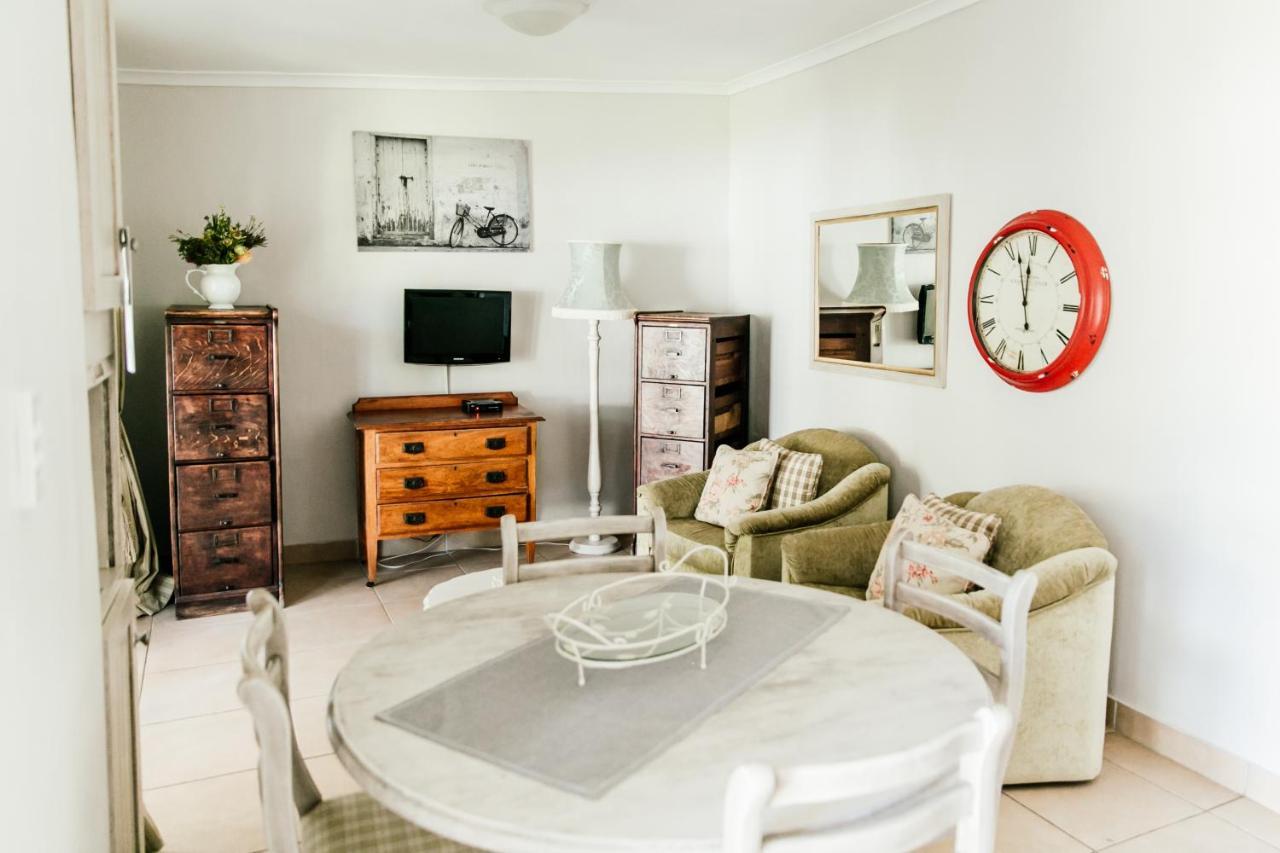 Knorhoek Country Guesthouse Stellenbosch Bagian luar foto